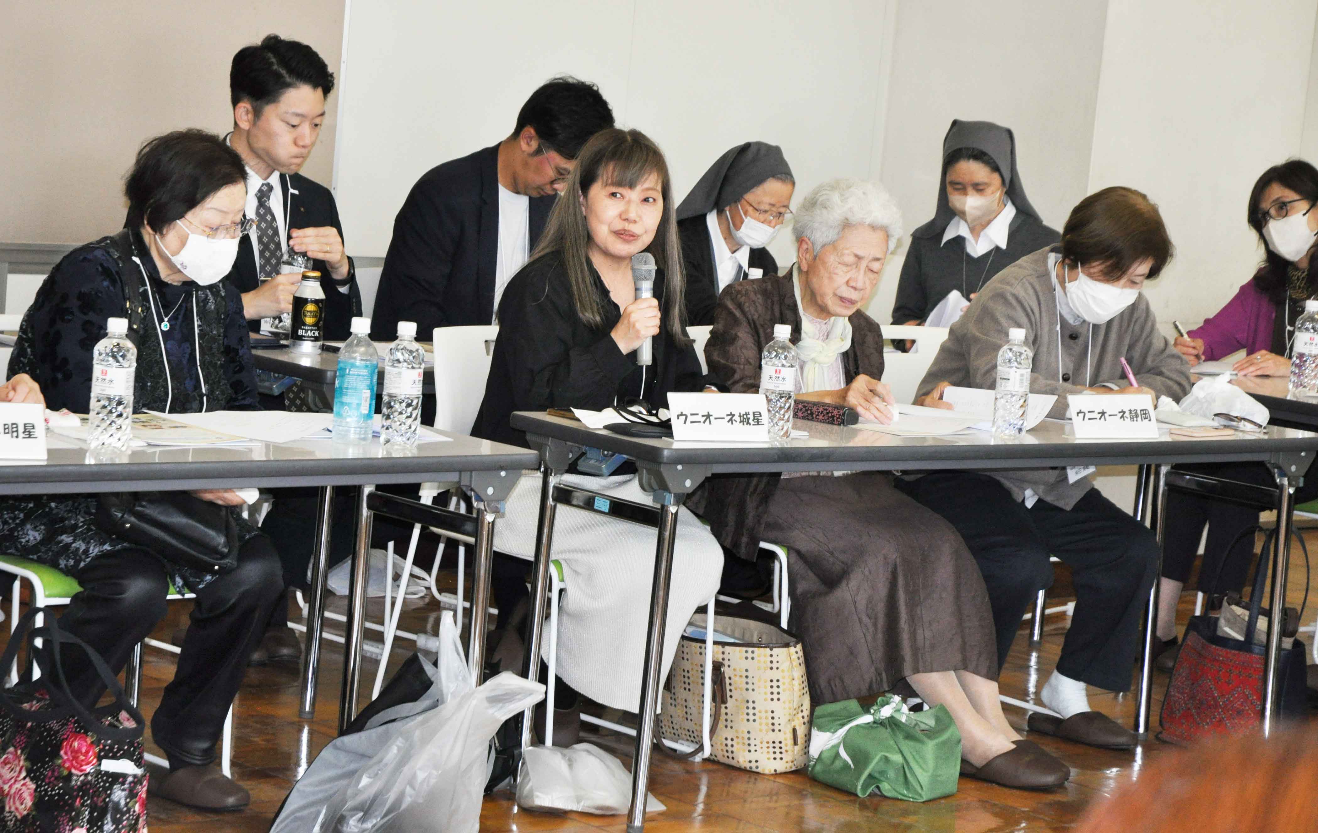 総会の様子