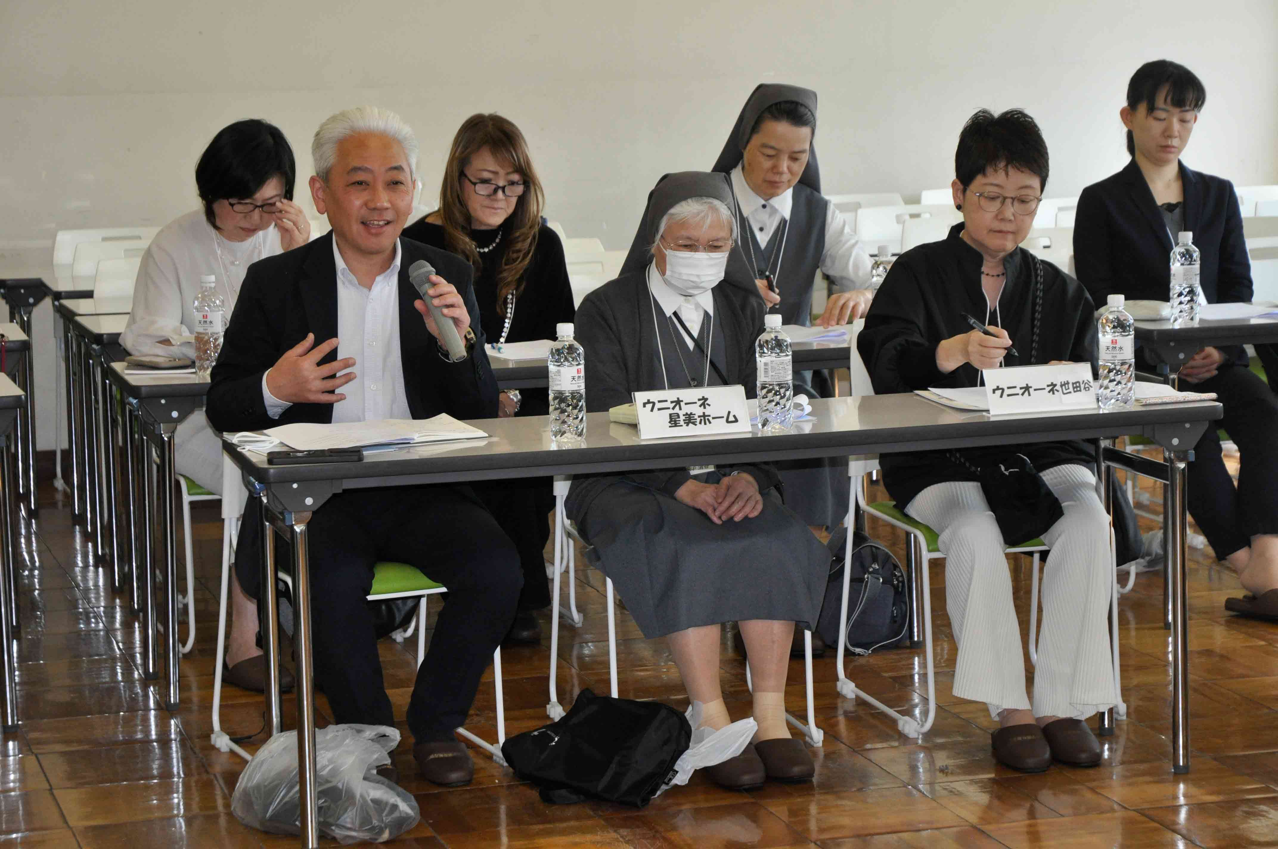 総会の様子